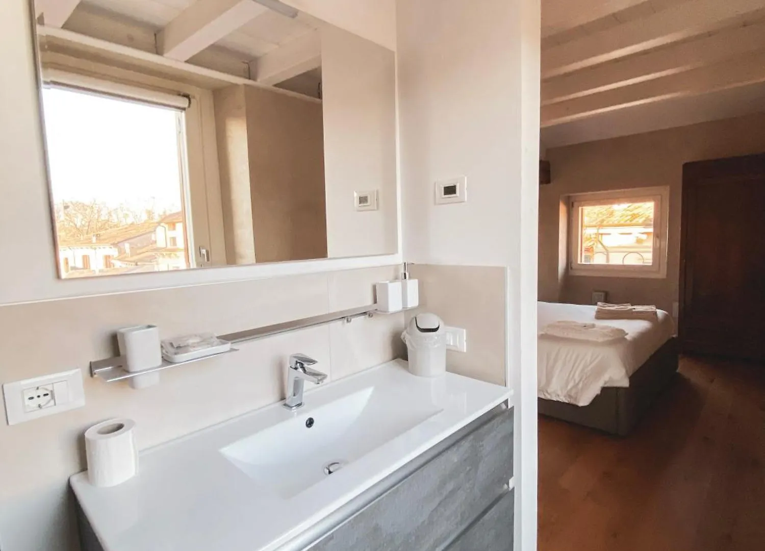 Ponte Pietra Luxury Home In Verona 0*,  Italy