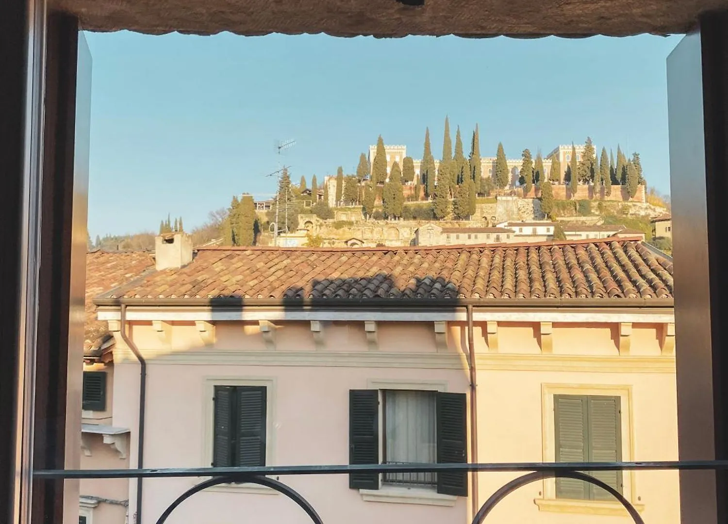Ponte Pietra Luxury Home In Verona Appartamento